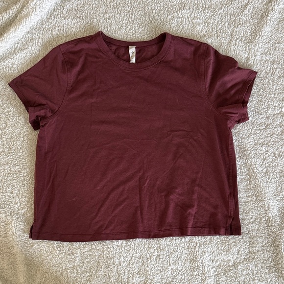 lululemon athletica Tops - Lululemon Maroon Crop Top
